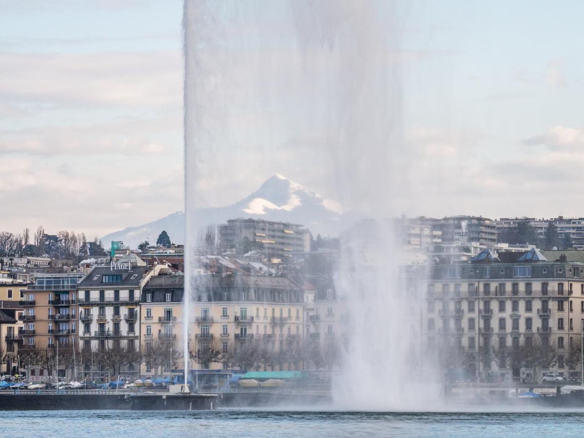 Hotel De La Cigogne Женева Экстерьер фото The Montreux water fountain